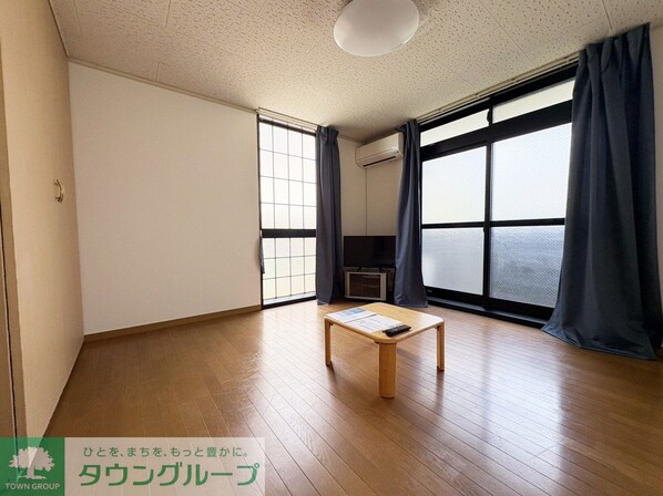 レオパレスBLOWIN IN THE WINDの物件内観写真